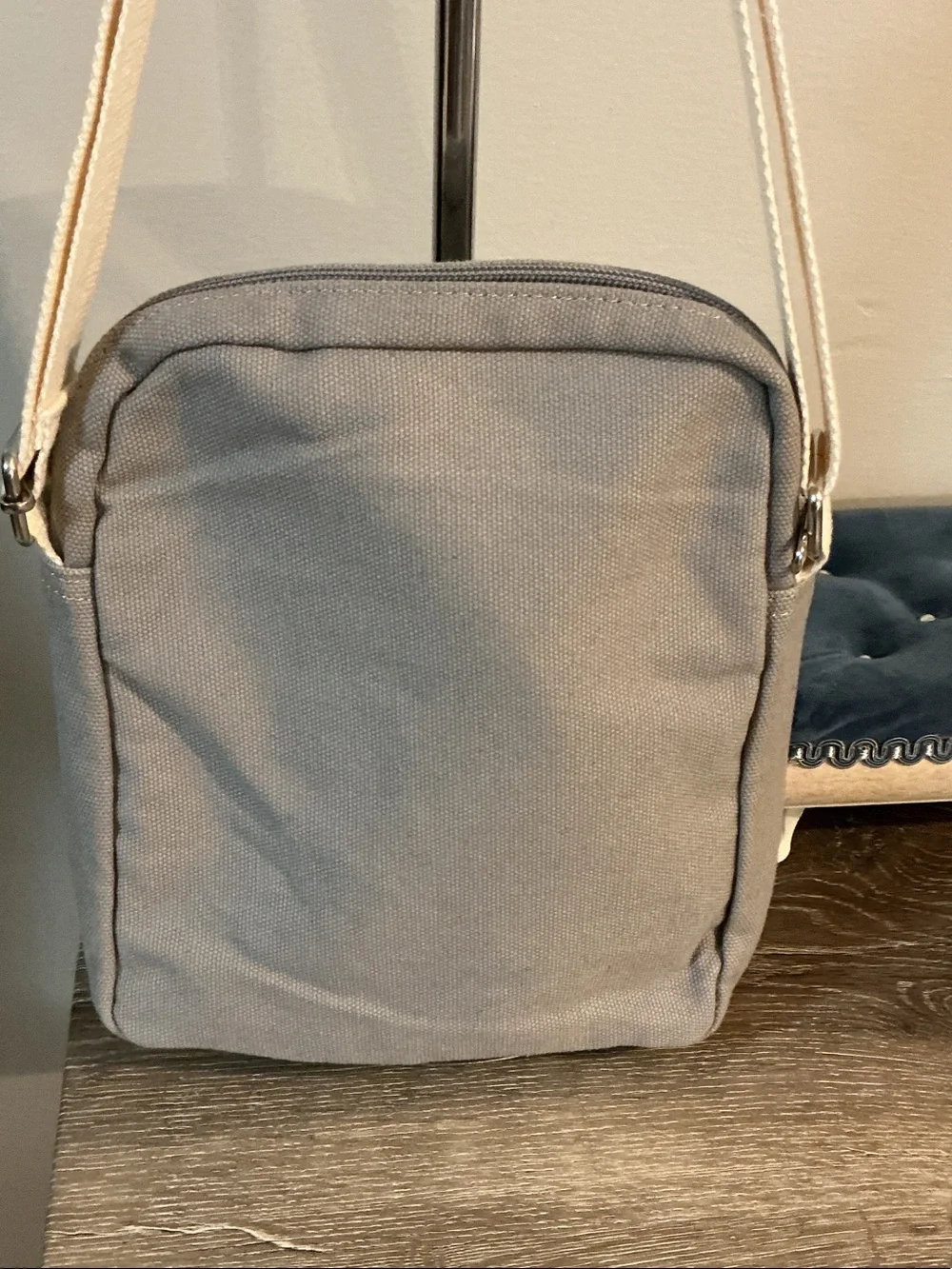 Gray White Stripe Crossbody Bag 7x9x1.25 Matching Pouch 7.75x4.25 NWOT